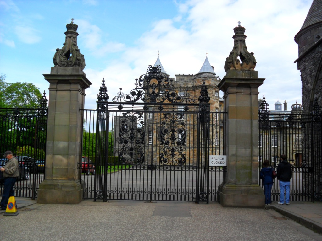 Palácio de Holyroodhouse-Edimburgo