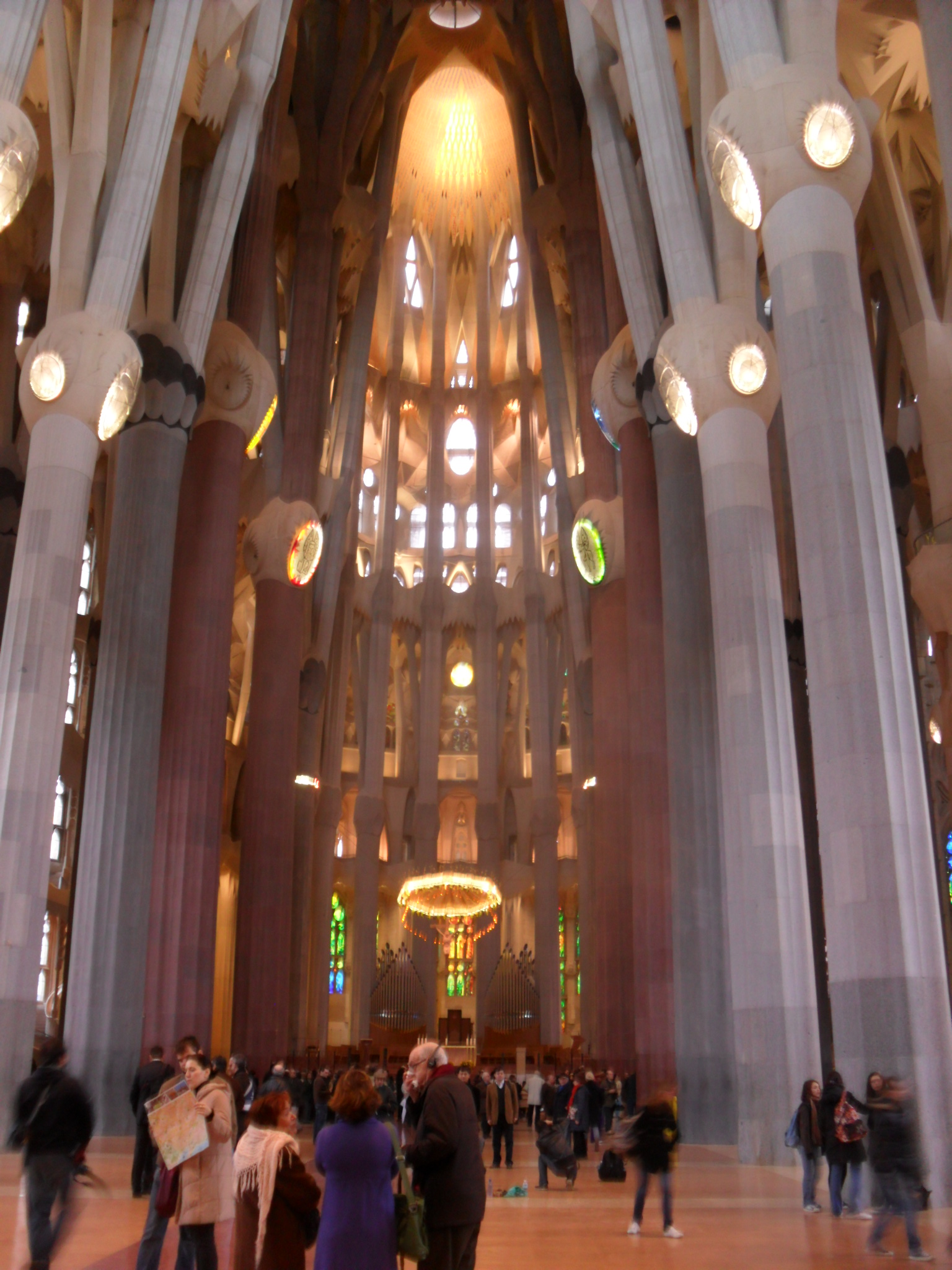 Templo Expiatório La Sagrada Família-Interior